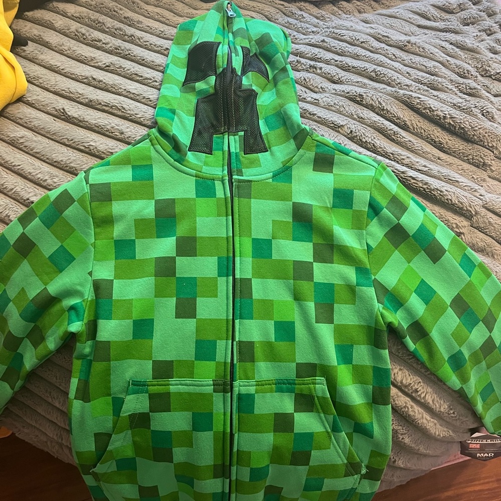 Minecraft Creeper Hoodie- New with Tags